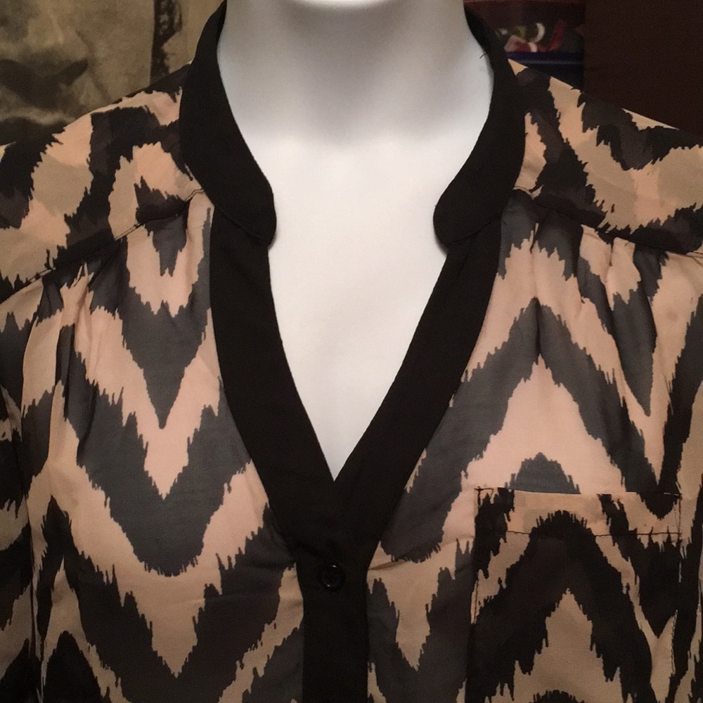 Alyxn women's 2X sheer animal print blouse - Picture 2 of 8